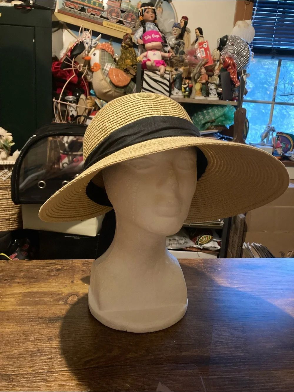 Wonderful Daidem ladies sun hat